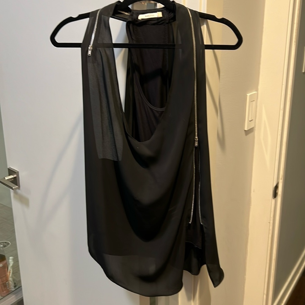 Fun zipper tank with sewn-in cotton shell